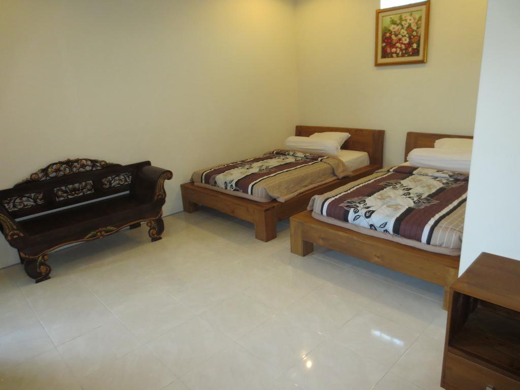 Putri Homestay Sanur Extérieur photo