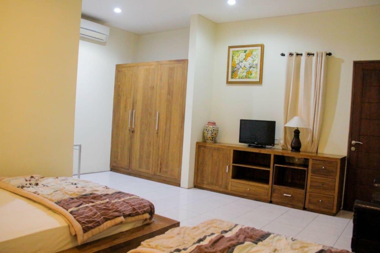 Putri Homestay Sanur Extérieur photo